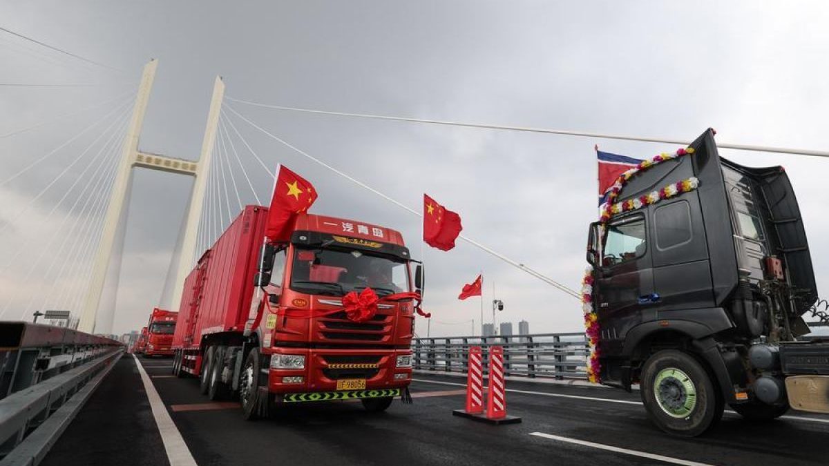 Potret jembatan baru untuk lalu lintas perbatasan China – Korea Utara