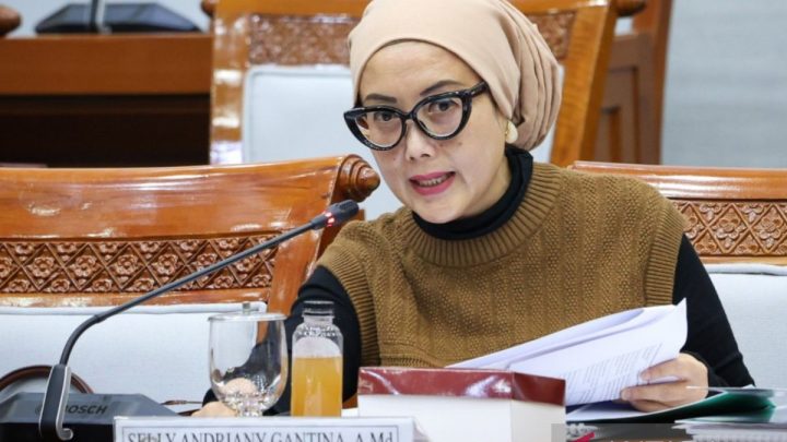 DPR: Prioritaskan keselamatan warga hingga satwa saat tangani karhutla