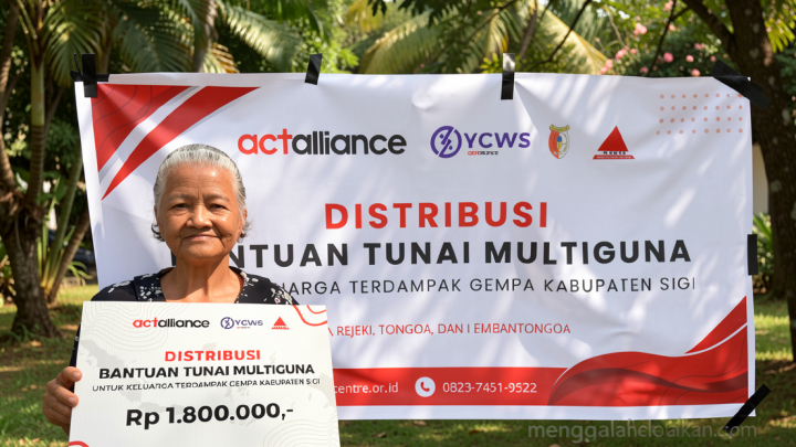 300 keluarga terdampak gempa di Sigi terima bantuan tunai multiguna