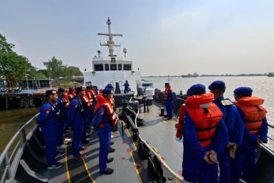 Polri kerahkan tiga kapal dan tim DVI tangani KM Virgo