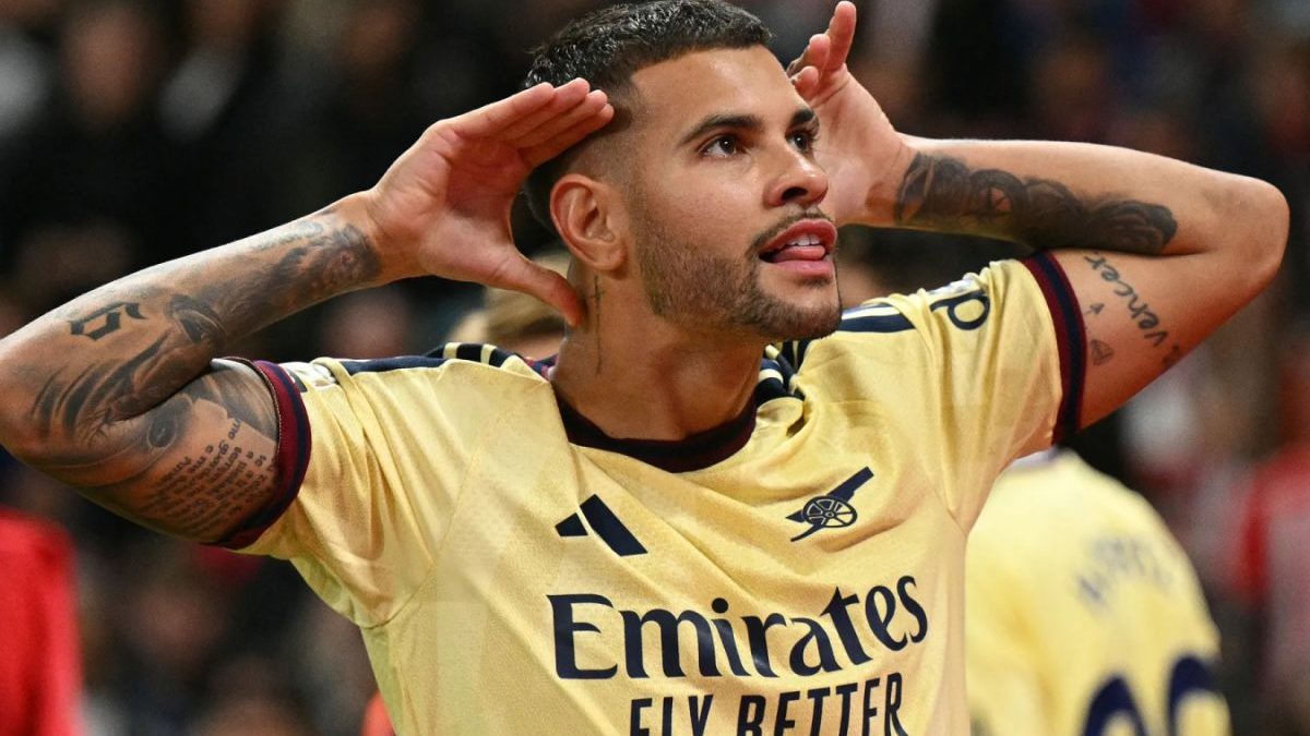 Arsenal ke puncak klasemen sementara setelah tekuk Sunderland 2-0