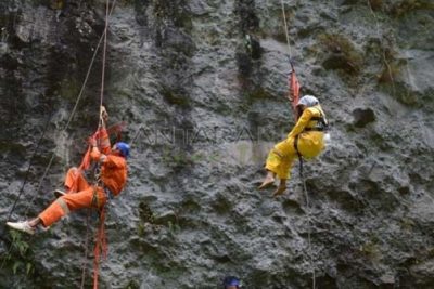 Lima pemanjat Indonesia taklukkan Troll Wall di Norwegia