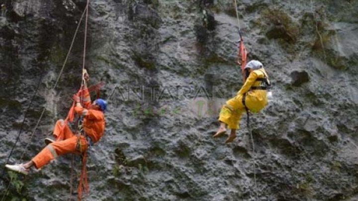 Lima pemanjat Indonesia taklukkan Troll Wall di Norwegia