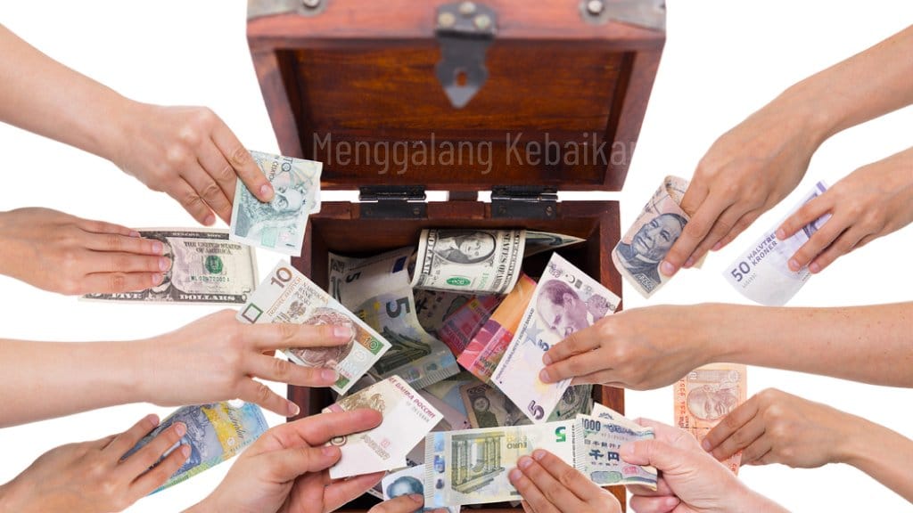 Membantu Masyarakat yang Membutuhkan