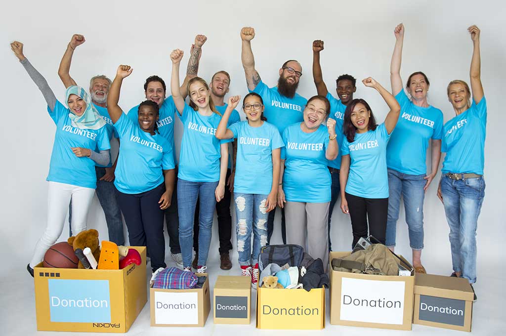 Berikan Dukungan Melalui Kata-kata dan Tindakan