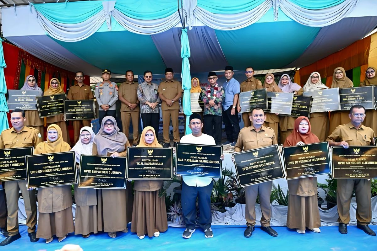 Program Terbaru: Kemendikdasmen tuntaskan revitalisasi 726 sekolah TA 2025 di Aceh