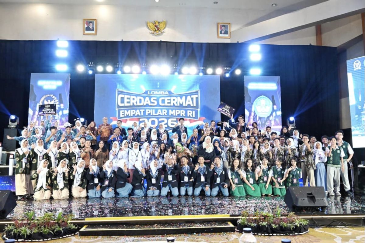 Mengatasi Masalah: Sekjen MPR umumkan pemenang Cerdas Cermat MPR 2026 wilayah Jateng