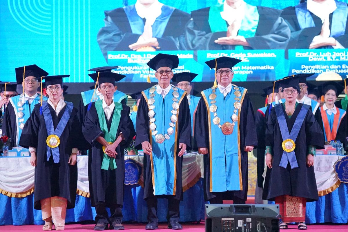 Rencana Khusus: Undiksha kukuhkan tiga guru besar program berdampak