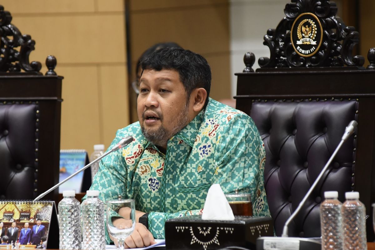 Pembahasan Penting: Anggota DPR: Usulan pelarangan vape perlu dikaji cegah dampak ekonomi