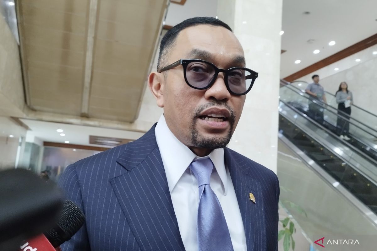 Yang Dibahas: Hukum kemarin, Sahroni diperas oknum KPK hingga penyerahan uang negara