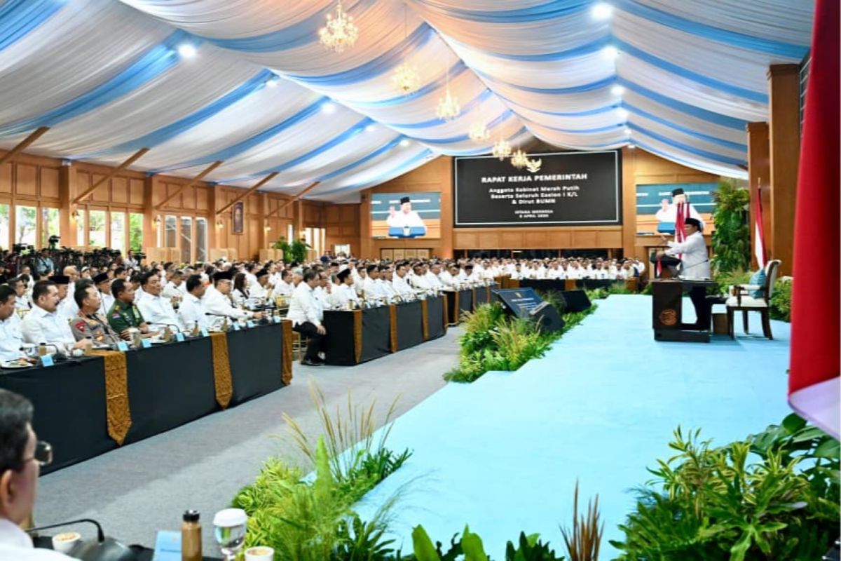 Yang Dibahas: Prabowo: 70 persen energi dan perdagangan Asia Timur lewat laut RI
