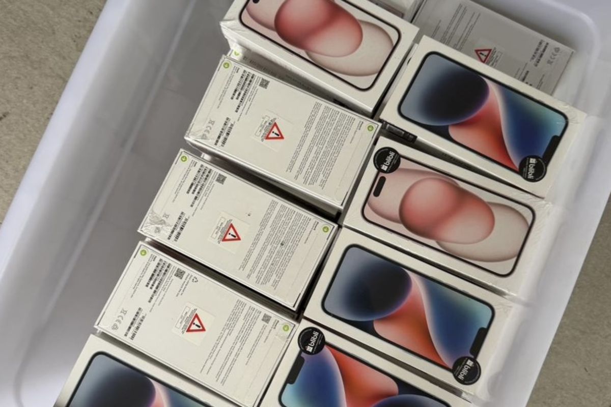 BC Batam gagalkan penyelundupan 337 unit handphone di pelabuhan