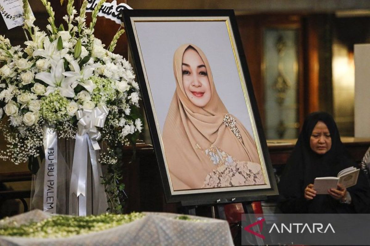 Agenda Utama: Profil istri Wiranto, Rugaiya Usman