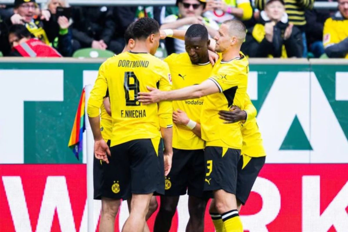 Dortmund tutup musim ini dengan kalahkan Bremen 2-0