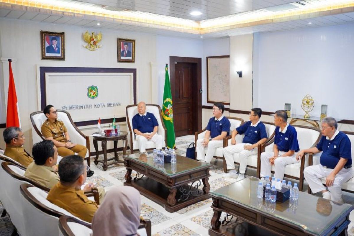 Latest Program: Pemkot Medan apresiasi Buddha Tzu Chi bedah 500 rumah tidak layak huni