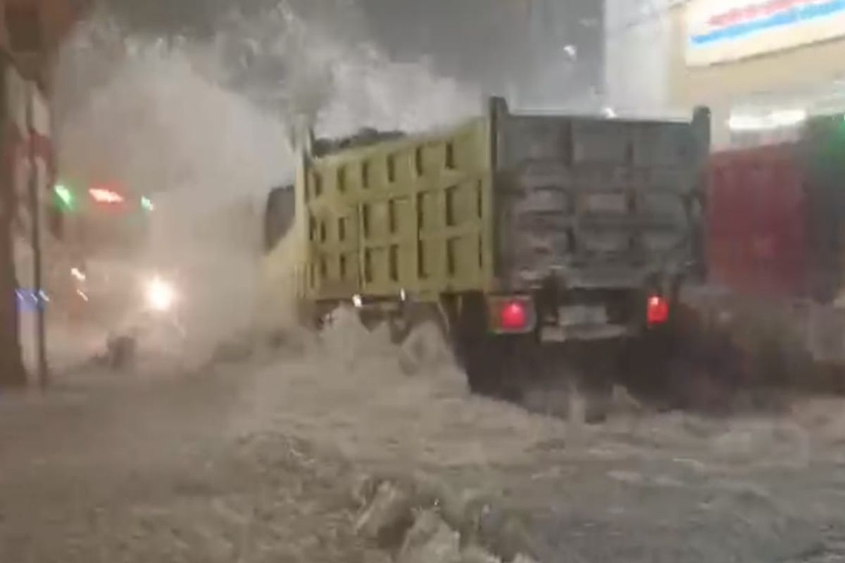 Key Issue: Banjir rendam sejumlah wilayah di Cepu