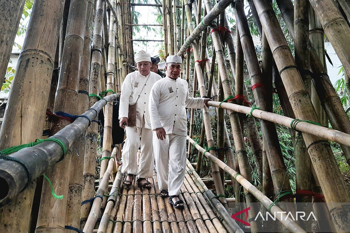 Topics Covered: Mendukbangga kunjungi masyarakat adat Baduy untuk edukasi tentang KB