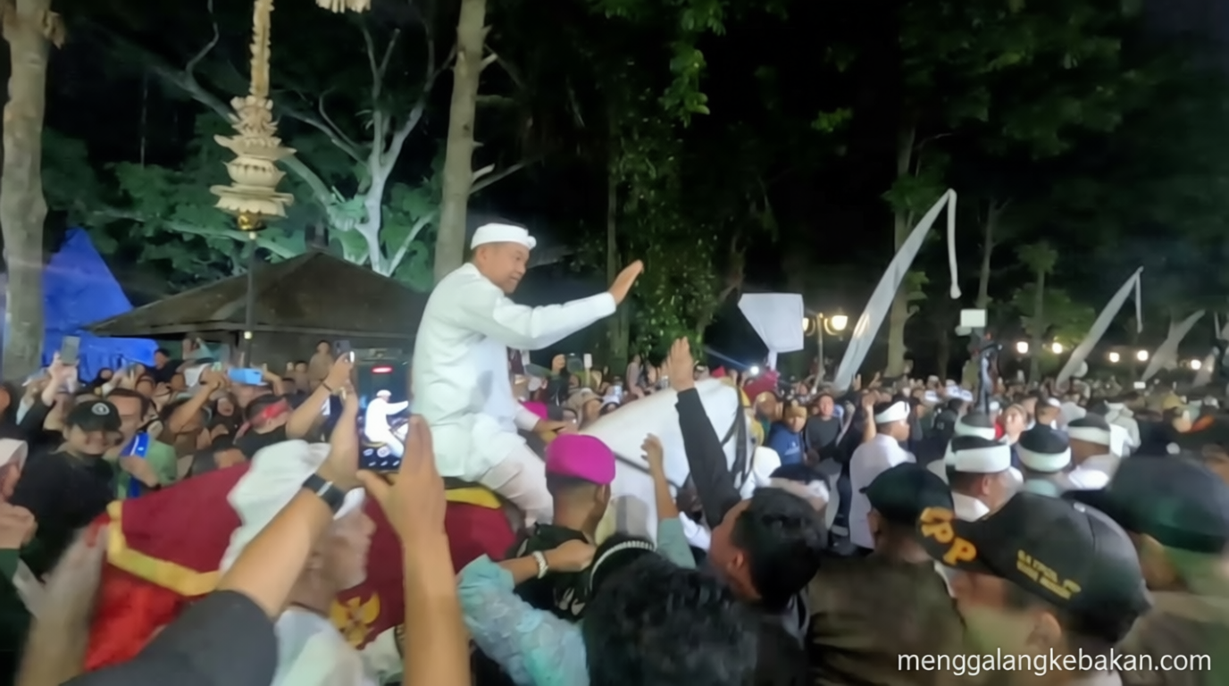 Kirab Mahkota Binokasih meriahkan Milangkala Tatar Sunda 2026 di Bogor