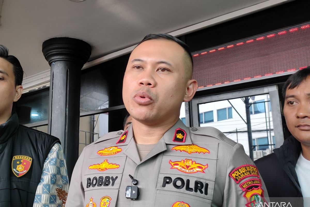 Topics Covered: Polisi pastikan dugaan prostitusi anak libatkan WNA di Jakbar adalah hoaks