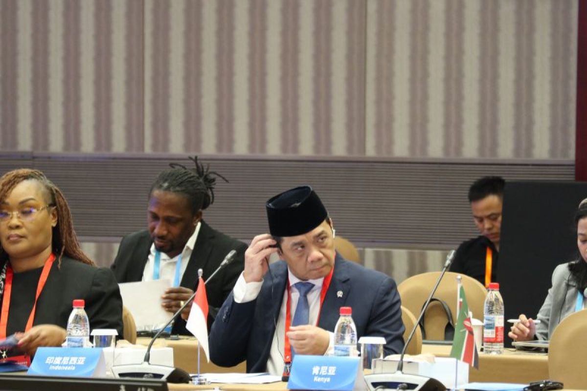 Main Agenda: Wamendes: Kritik terhadap program pemerintah bagian dari demokrasi