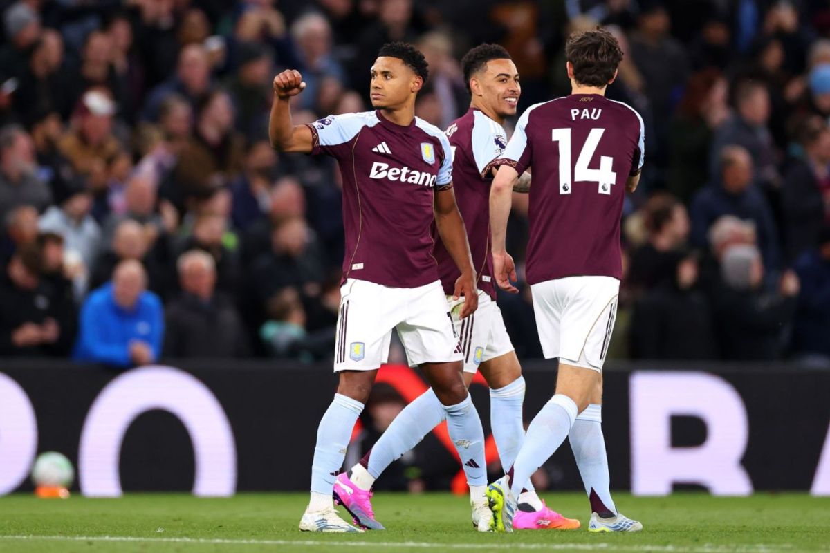Aston Villa amankan Liga Champions usai bekuk Liverpool 4-2