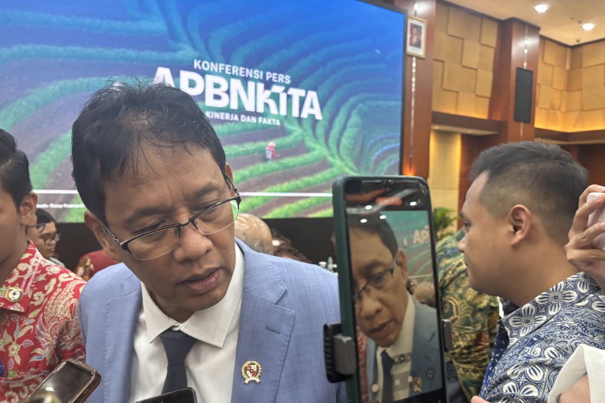 Latest Program: Purbaya tak berniat ubah tarif cukai rokok pada 2027