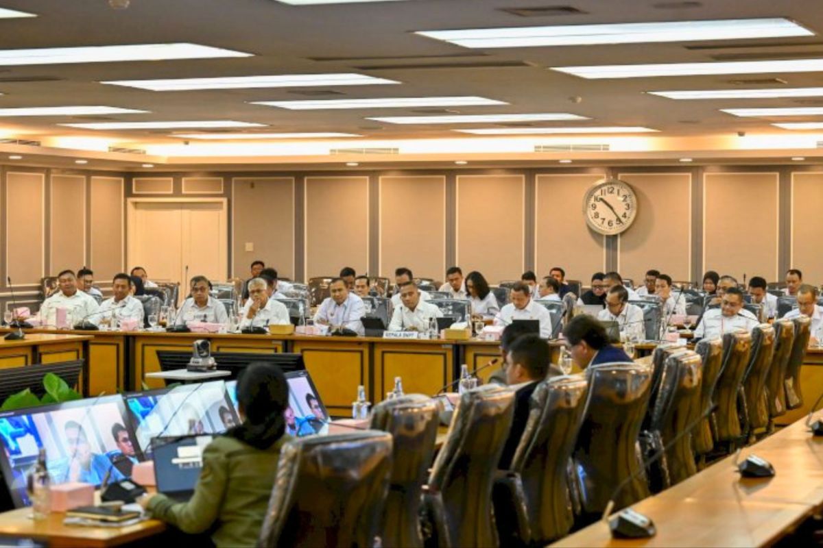 Topics Covered: BNPT: Stabilitas keamanan nasional prasyarat keberhasilan pembangunan