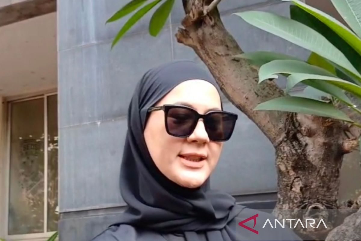 Latest Program: Paula Verhoeven dicecar puluhan pertanyaan terkait kasus Hanania
