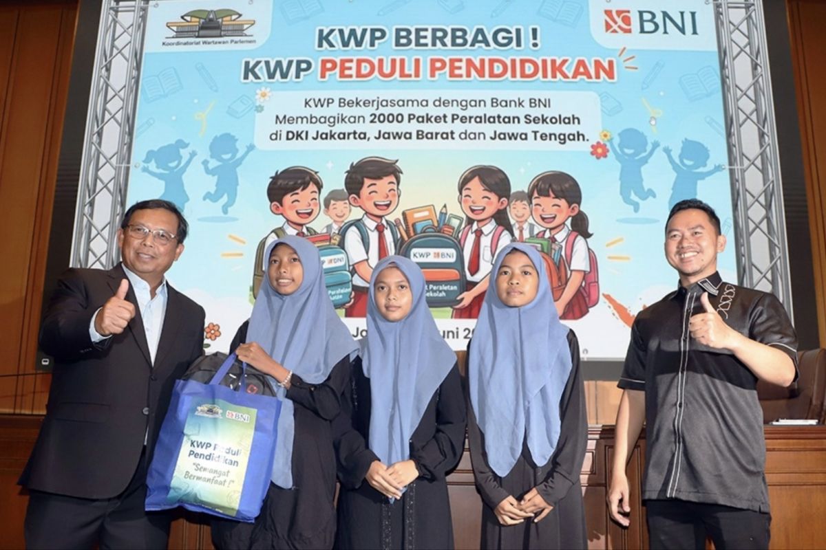 Latest Program: Anggota DPR apresiasi kegiatan sosial KWP Berbagi untuk anak yatim