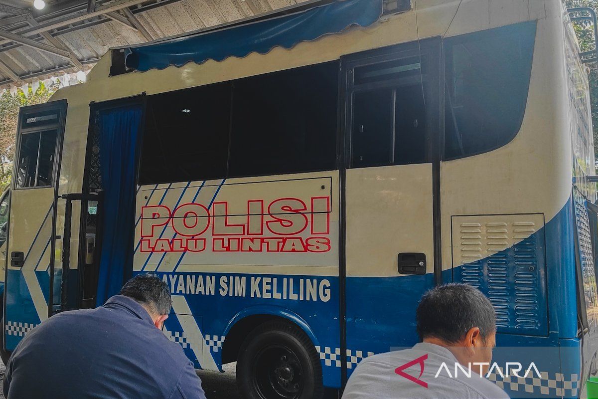 Layanan SIM keliling tersedia di lima lokasi Jakarta pada Selasa
