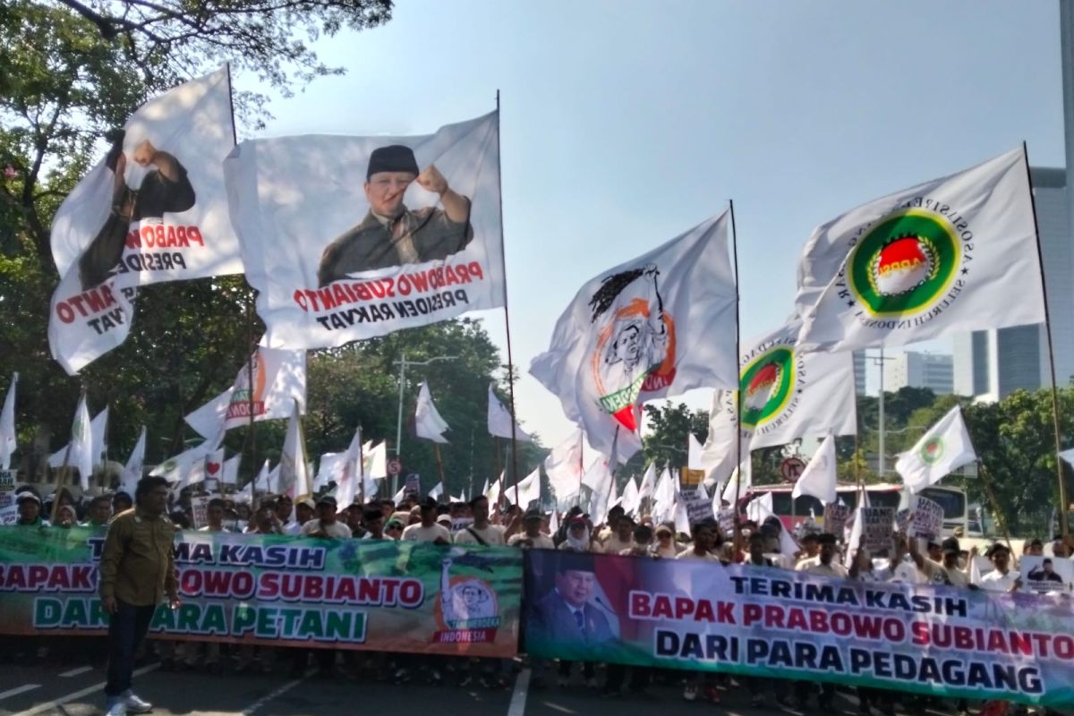 Key Strategy: Massa dari berbagai daerah datang ke Jakarta dukung kebijakan Prabowo