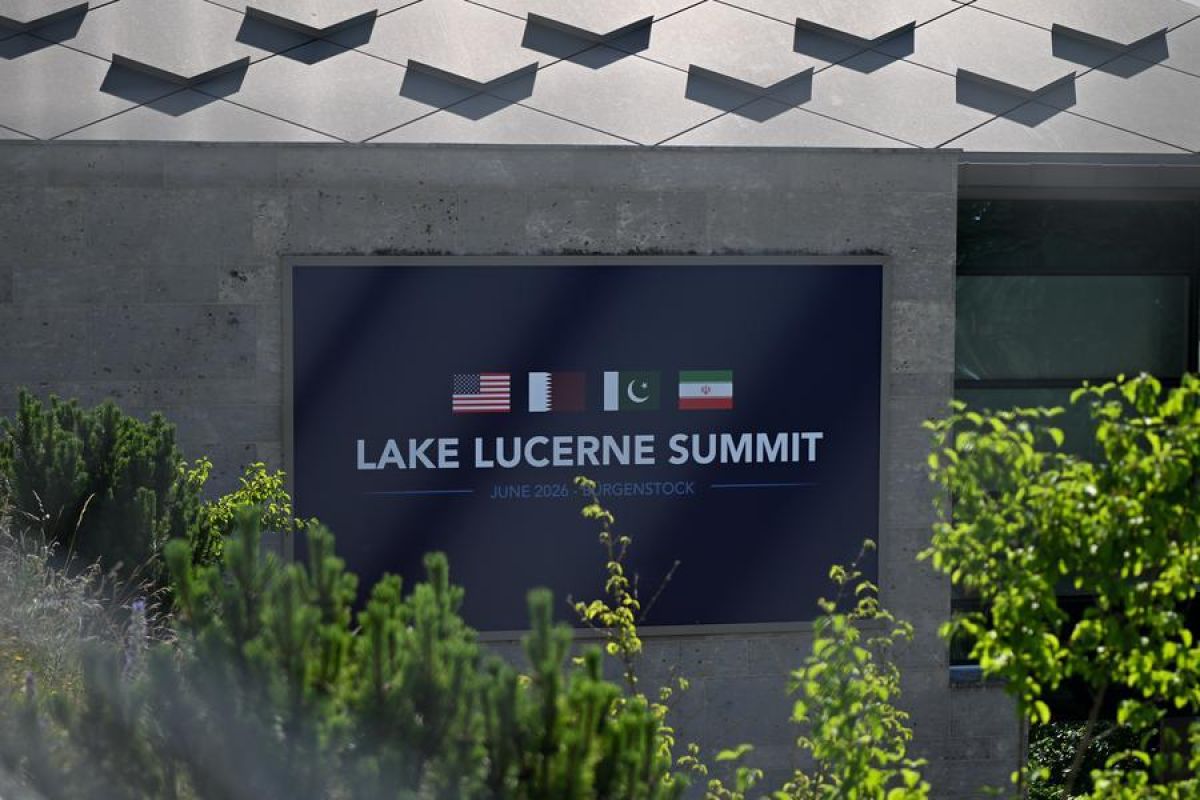 Solution For: Iran tinggalkan perundingan di Swiss usai Trump keluarkan ancaman