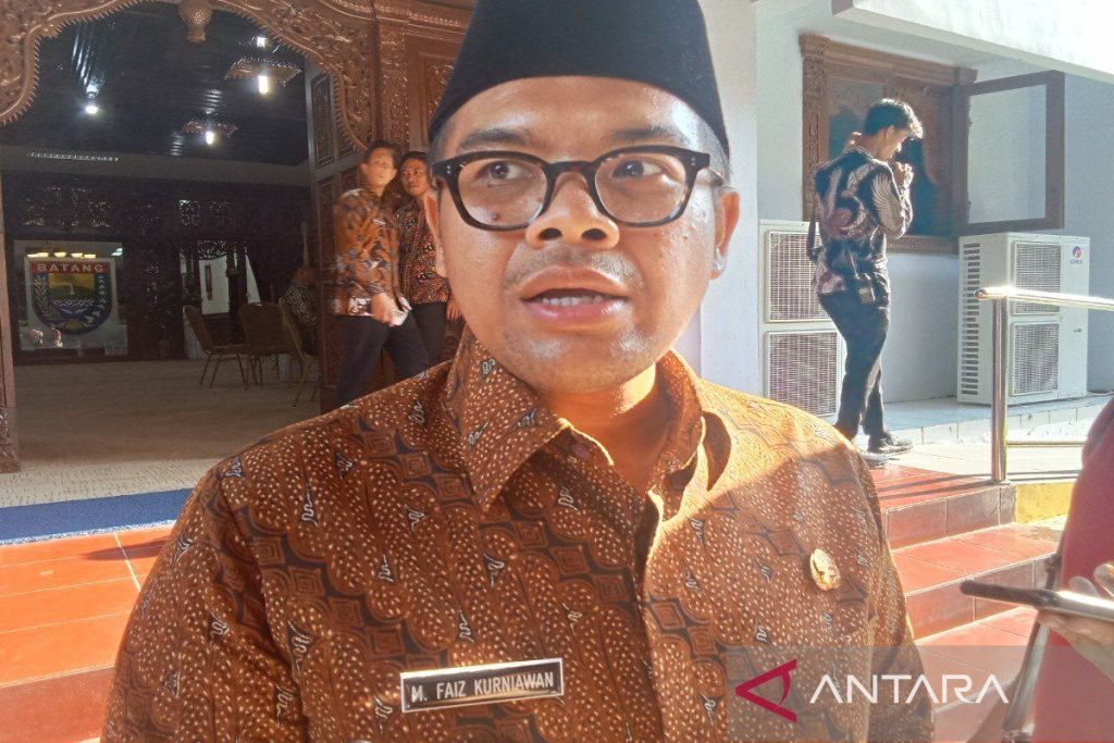 Faiz-Kurniawan-Bupati-Batang