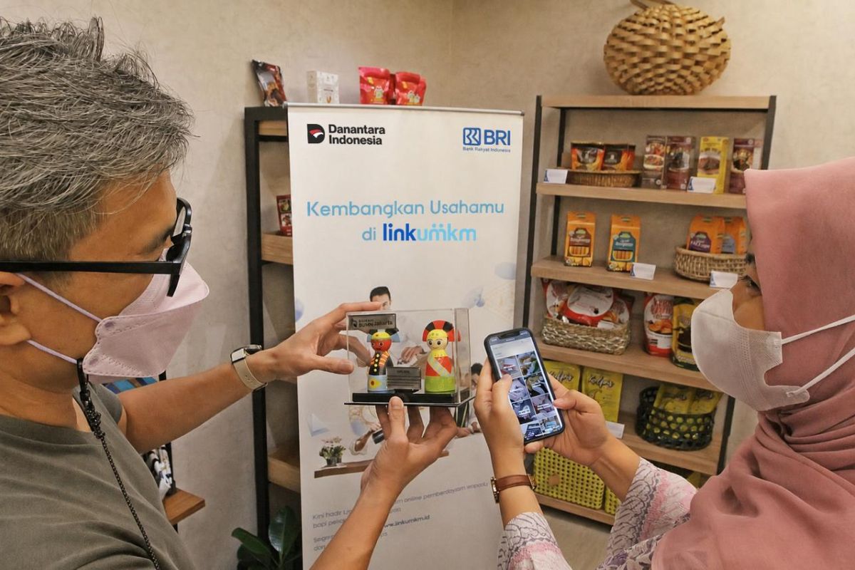 Facing Challenges: BRI: 16,46 juta UMKM manfaatkan “LinkUMKM” untuk perluas akses pasar
