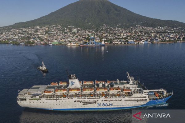 arus-balik-dengan-km-nggapulu-tiba-di-ternate-2761314