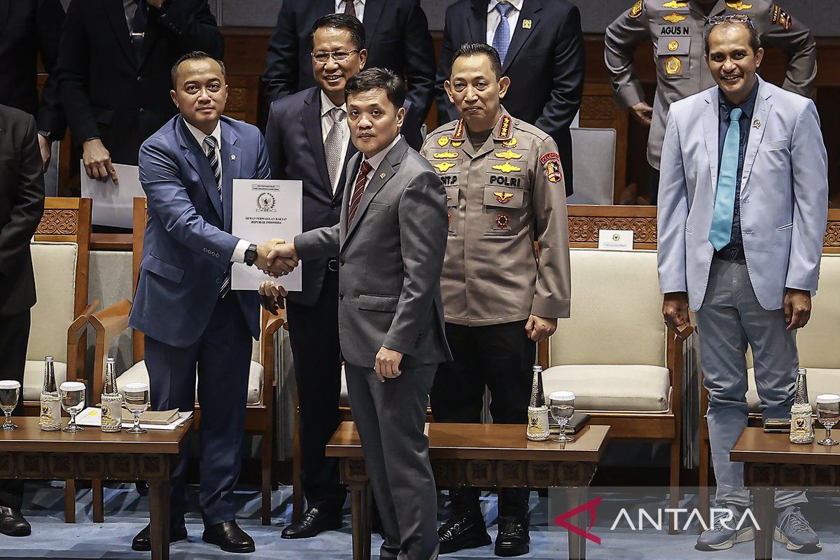 Meeting Results: Hukum sepekan, RUU Polri hingga tersangka baru kasus MBG