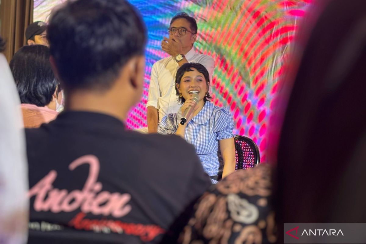 Important Visit: Andien gandeng kedua putranya dalam “Intro” album terbaru