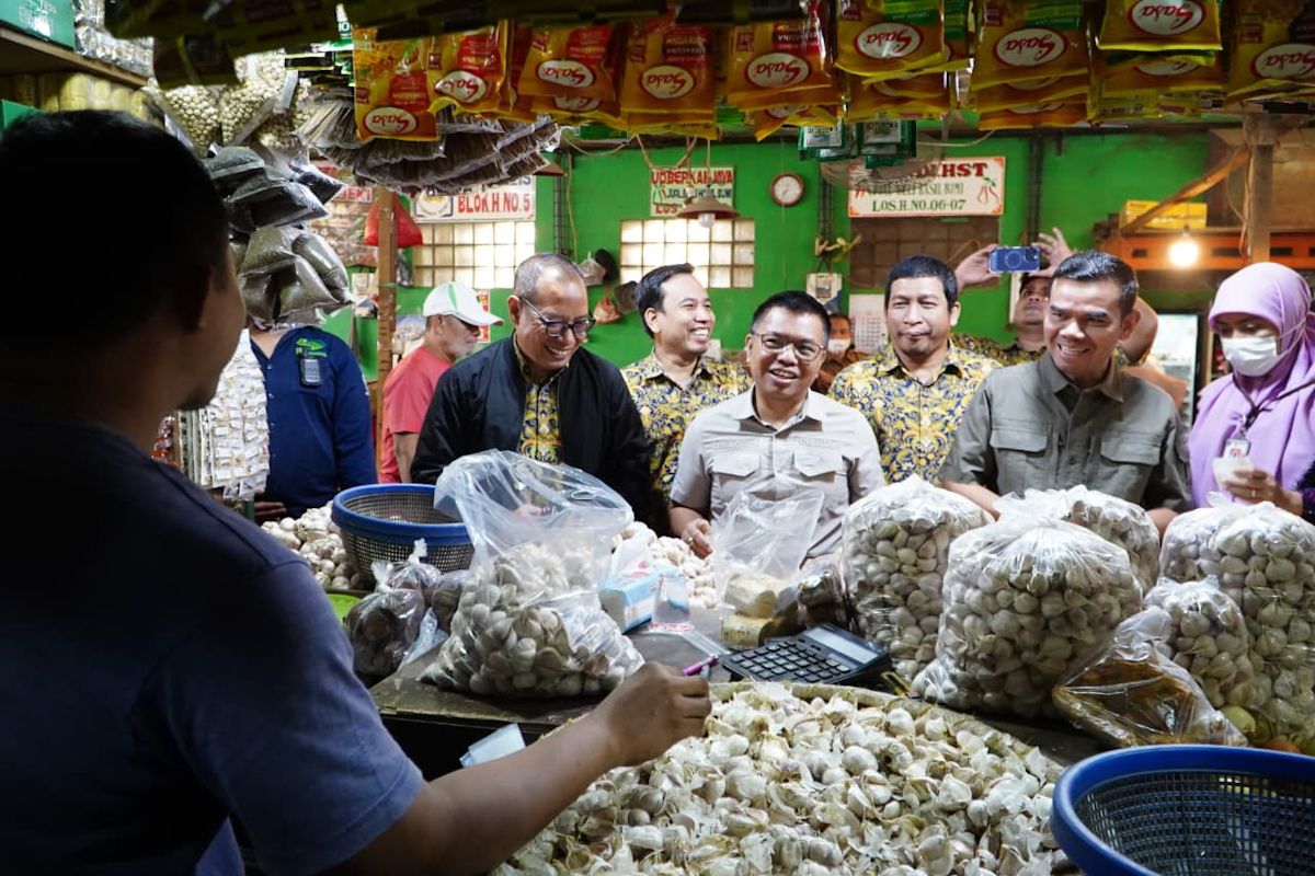 Bapanas gandeng distributor jaga harga bawang putih tetap terkendali