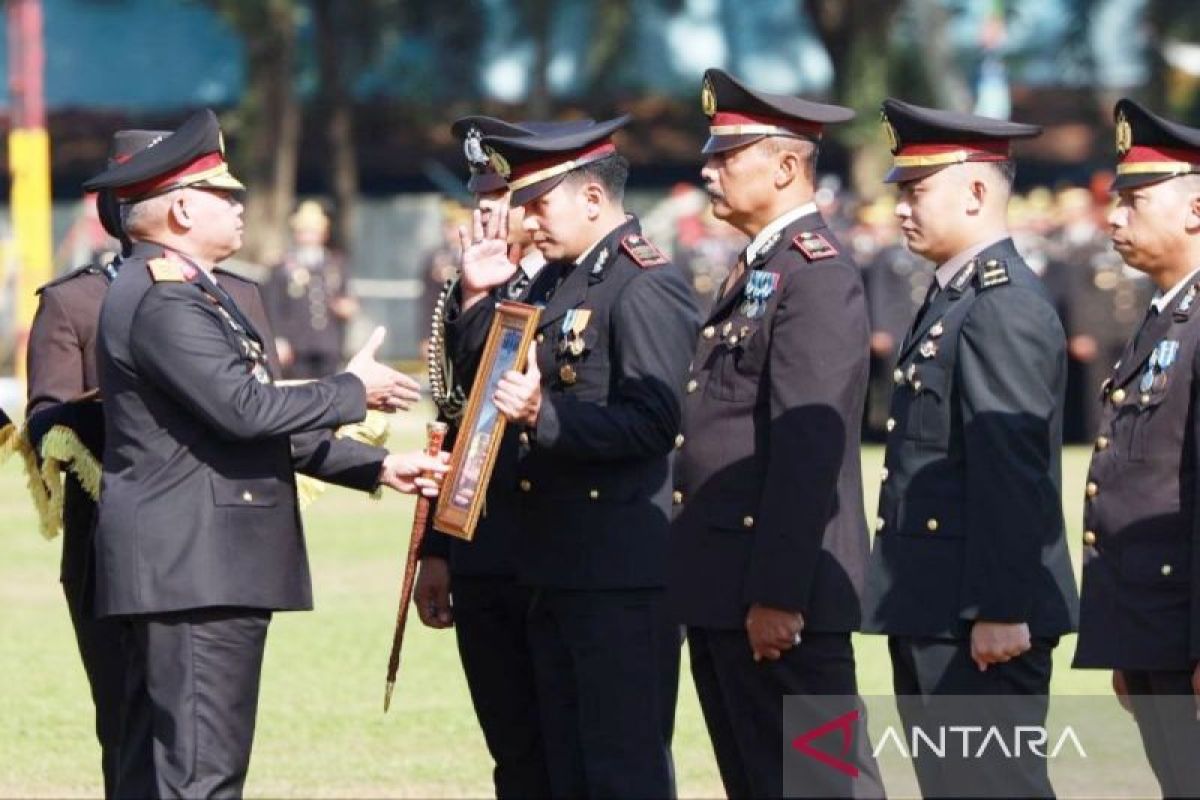 Kapolda berikan penghargaan Polres Tala ungkap mafia tanah Rp23 miliar