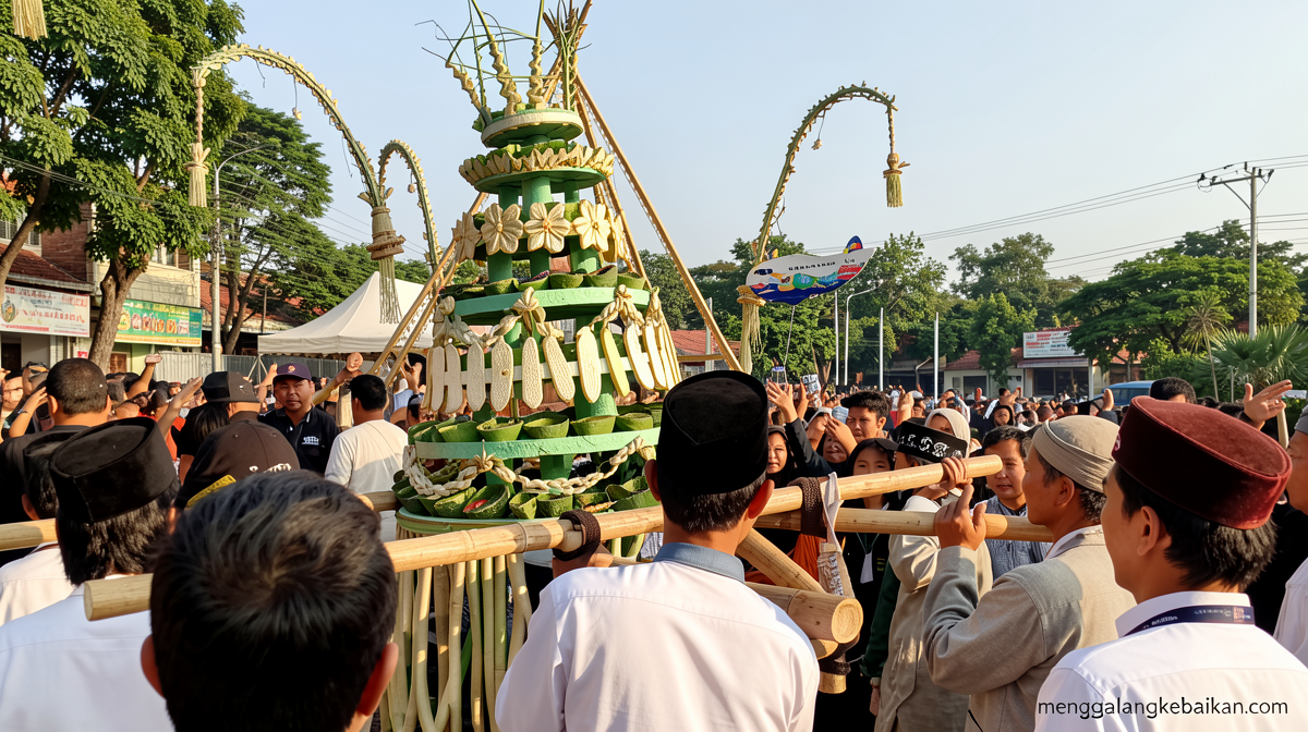 Kirab 5.000 tangkir bubur suro semarakkan penutupan Syafaat Festival