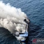 KMP-Mutiara-Sentosa-2-terbakar-di-Sumenep-02082026-Um-10_3