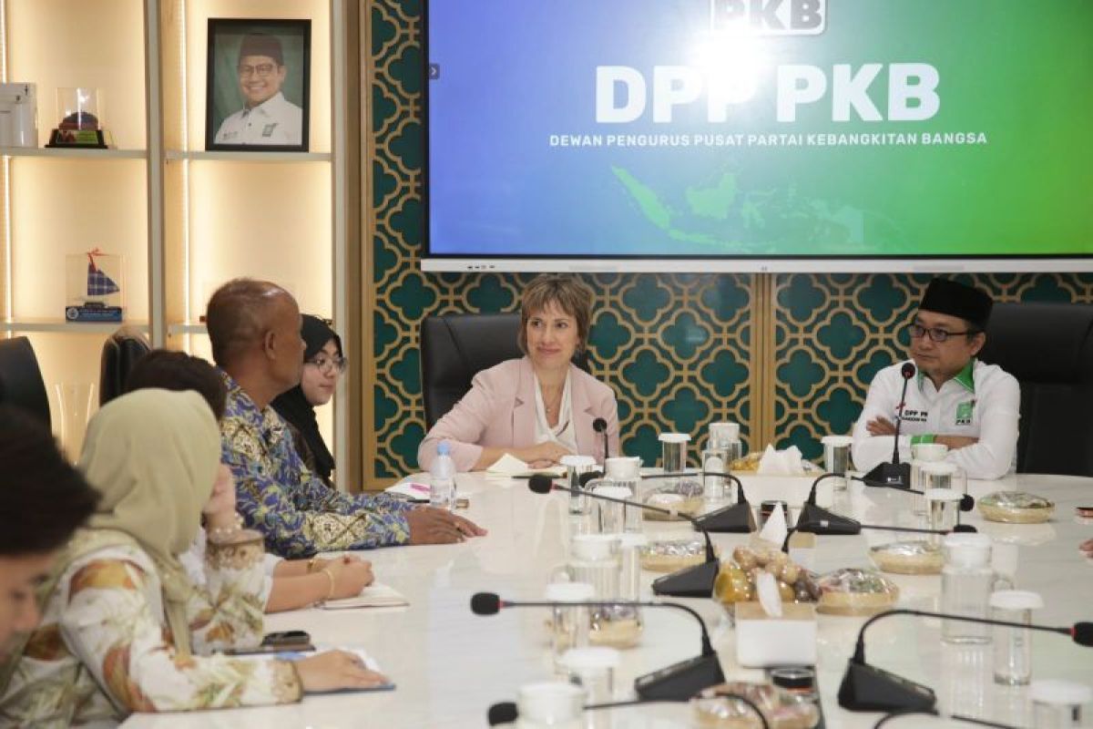 PKB berbagi pengalaman dengan International Republican Institute