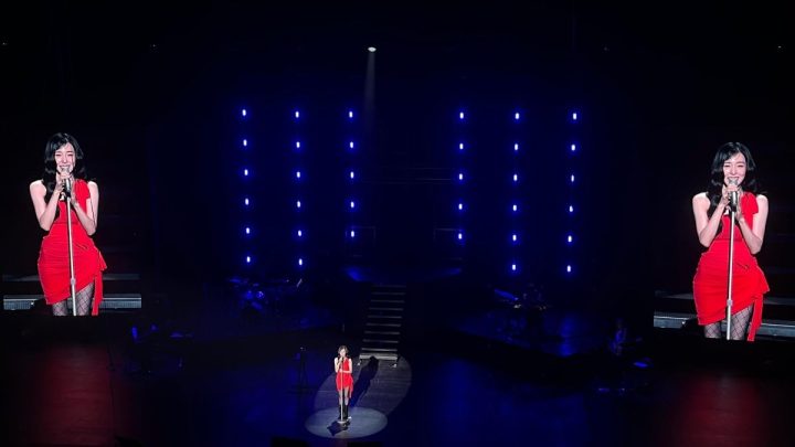 Tiffany Young sapa penggemar di Jakarta dalam konser Edge of Calm Tour