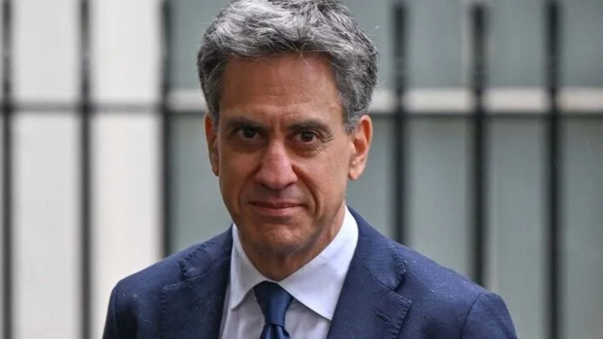 Menlu-Inggris-baru-Ed-Miliband