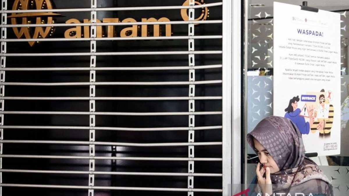 Selasa ini harga emas Antam turun Rp17.000 jadi Rp2,580 juta/gr