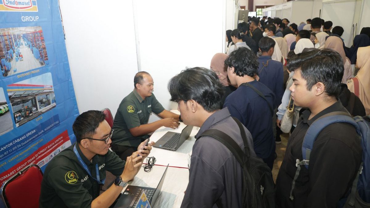 Pintu kerja, jalan yang panjang