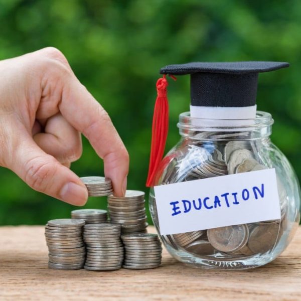 Donasi Pendidikan untuk Anak-Anak Kurang Mampu