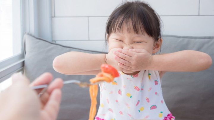 Kenapa anak suka pilih-pilih makanan? Ini penyebabnya